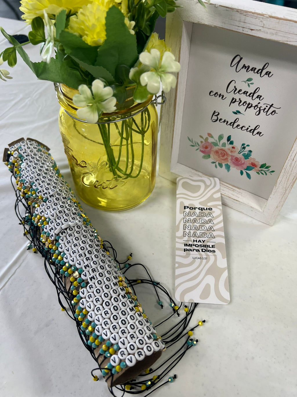 Pulsera "Vroom Vroom" — Un recordatorio de esperanza en tu muñeca